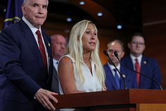 В Конгрессе США захотели запретить финансовую помощь Украине