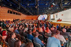 Марат Хуснуллин выступил на сессии-презентации «100 проектов России. Строительство»