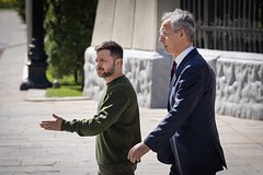 Отказ НАТО умолявшему о помощи Зеленскому в начале СВО