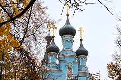 Представитель РПЦ отреагировал на совет идти в церковь изменившим женам россиянам