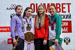 Россиянка выиграла золото на чемпионате мира по борьбе
