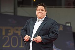 Стало известно место похорон Романа Попова