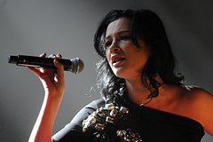 Украинская певица Приходько пригрозила Киеву гражданской войной