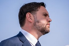 Вице-президент США поменял мнение о конфликте на Украине