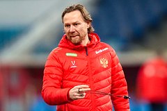 Бывший игрок сборной СССР уличил Карпина в «постановке раком» совета директоров «Динамо»