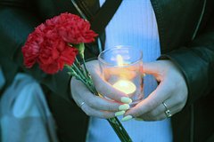 Для найденной в диване в Челябинске пятилетней девочки устроили тайные похороны