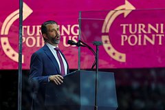 Трамп-младший определил желающих сорвать мирное соглашение по Украине