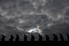 В Британии военные попали в больницу после испытаний новых бронемашин