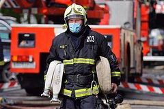 В российском многоэтажном доме прогремел взрыв