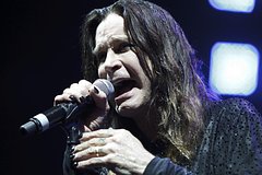 В США предложили пожить в доме Оззи Осборна