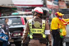 В Таиланде водитель мототакси обокрал 18-летнюю туристку и скрылся