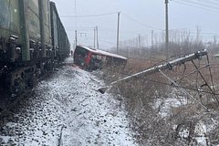 Водитель столкнувшегося с поездом в российском регионе автобуса оказался мигрантом