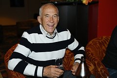 Звезда «Любовь и голуби» раскритиковал идею ремейка фильма