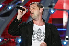 Экс-солист «Лесоповала» рассказал в проекте «Сорян, это подкаст» о поездках на Донбасс