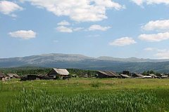 Группа из 13 туристов пропала без вести на горе в России