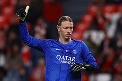 Хиддинк раскрыл значение совместной игры Сафонова с украинским одноклубником за ПСЖ