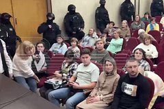 Из академии и вуза в Петербурге уволили руководивших «сектой Зеленского» преподавателей