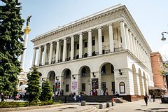 На Украине решили переименовать академию Чайковского