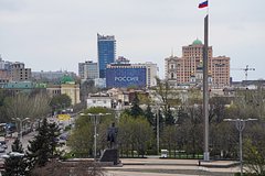 На Западе высмеяли якобы неспособность Зеленского оставить Донбасс