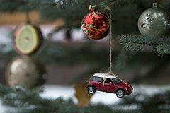 Названы траты россиян на новогодние подарки