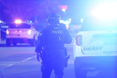 Неизвестный открыл стрельбу в престижном университете в США