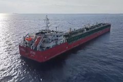 Отравившиеся на танкере у берегов Стамбула российские моряки пришли в себя