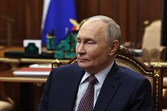 Путин предложил Сокурову созвониться и обсудить ограничения в работе