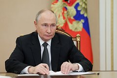 Путин присвоил звание Героя России бывшему украинскому нардепу