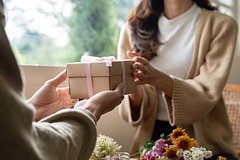 Россиянам подсказали способ быстро выбрать удачный подарок на праздник