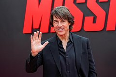 Том Круз не полетит в космос из-за Трампа