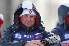 Тренер сборной России обвинил журналистов в провокациях в отношении Большунова