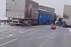 В российском регионе машины столкнулись на «трассе смерти»