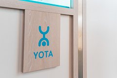 Yota выдаст подросткам Ленинградской области сим-карты