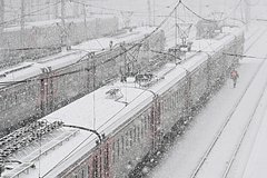 Россияне встретили Новый год в темноте и без еды из-за застрявшего в снегу поезда