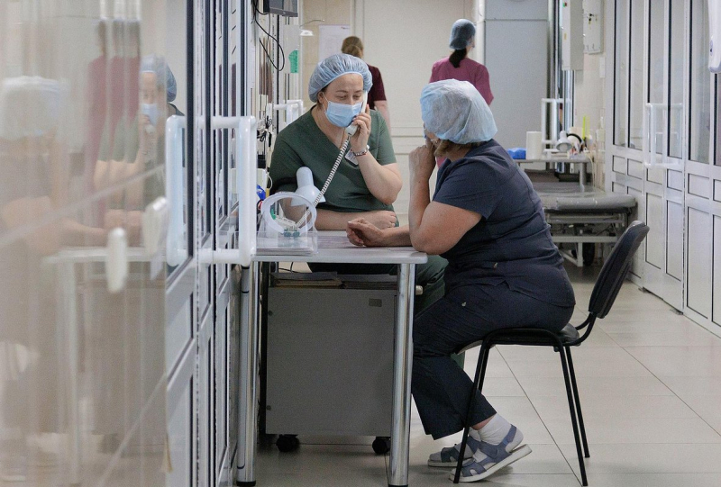 «Боль адская». Россияне теряют здоровье, а экономика — миллиарды рублей из-за волчанки. Чем опасна эта болезнь?