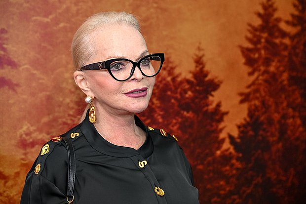 Дача показаний Долиной в суде по делу о квартире