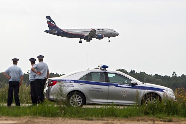 Дебош Дмитрия Хрусталева в самолете