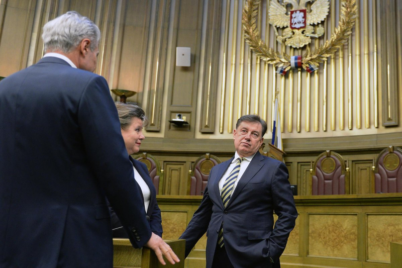 Обвинения против судьи Виктора Момотова