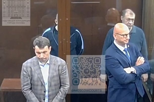 Слезы экс-замгубернатора Курской области Дедова в суде