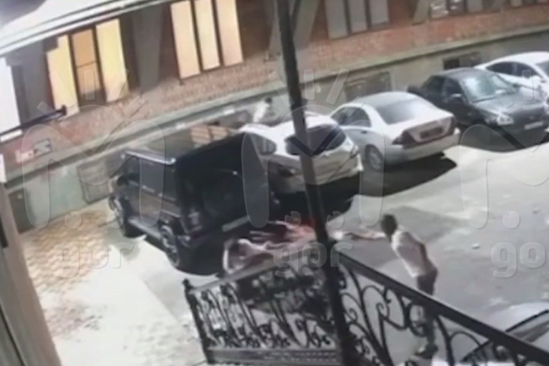 В Махачкале неизвестные 10 раз выстрелили в бойца ММА Тимура Хизриева