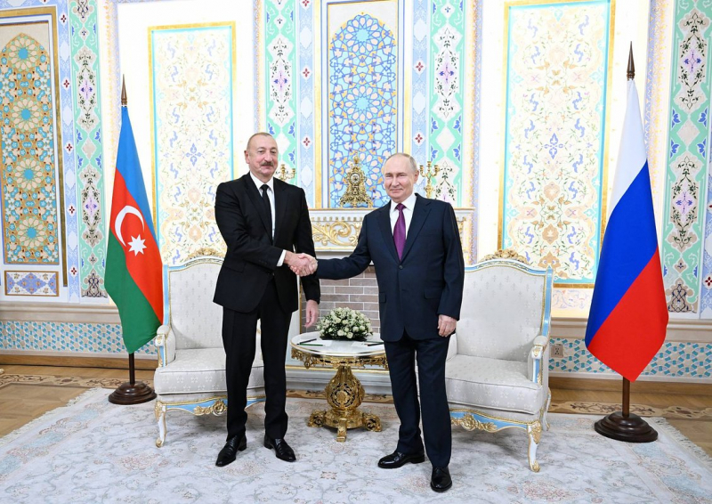 Заявление Путина о крушении самолета AZAL