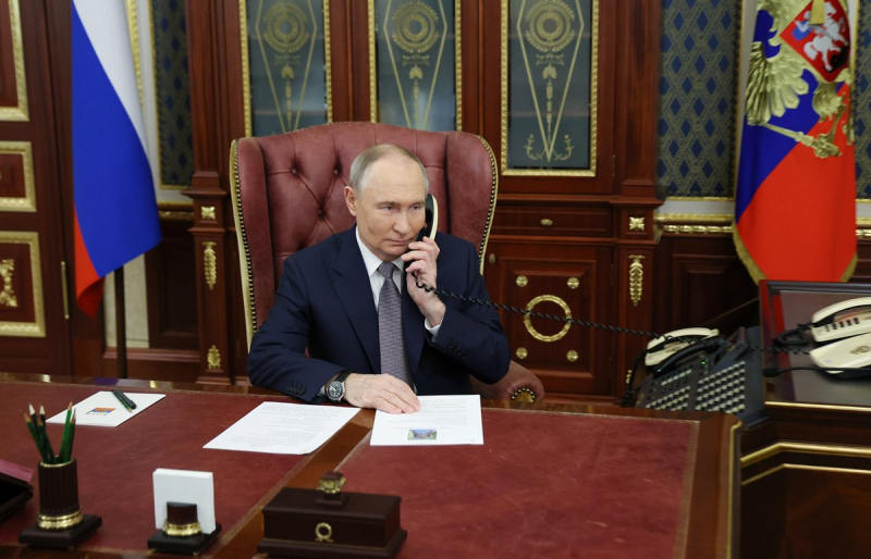 Звонок Путина Михалкову во время обеда с Алиевым
