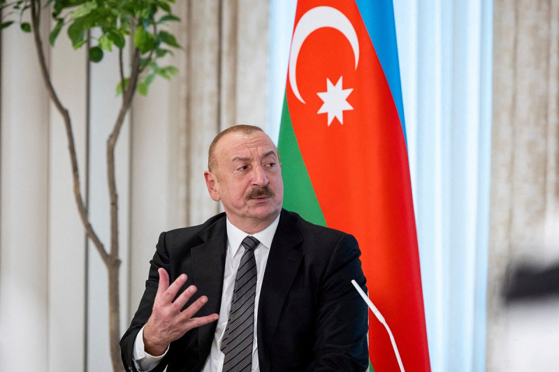 Звонок Путина Михалкову во время обеда с Алиевым